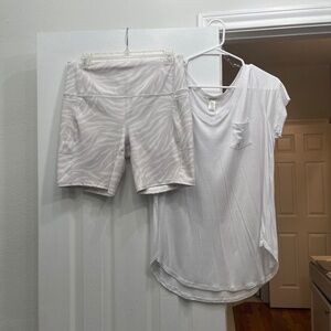Athletic Bike Shorts with Tee Shirt Top Size Large